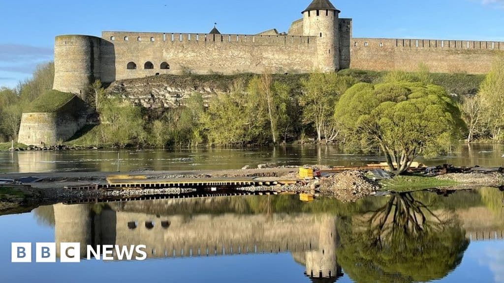Another view of Narva