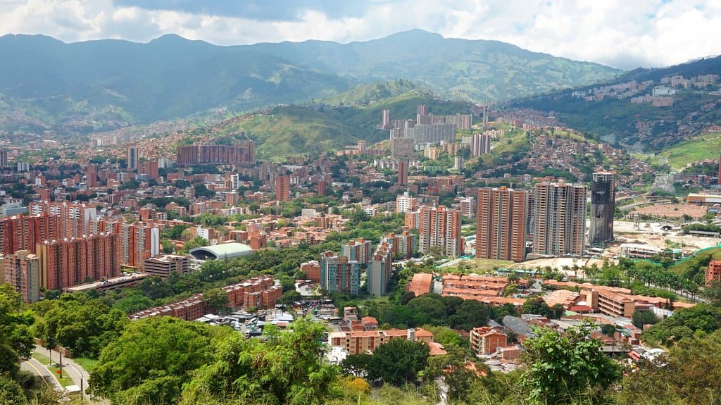 Another view of Medellín