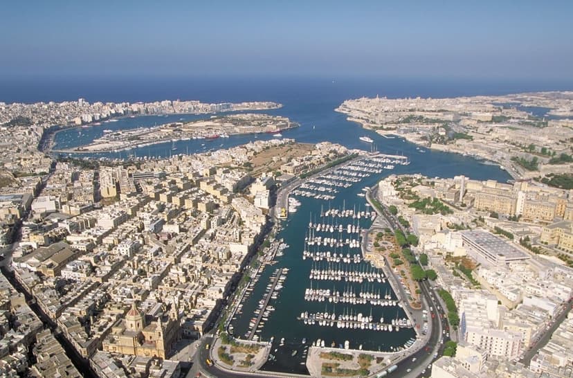 Another view of Valletta