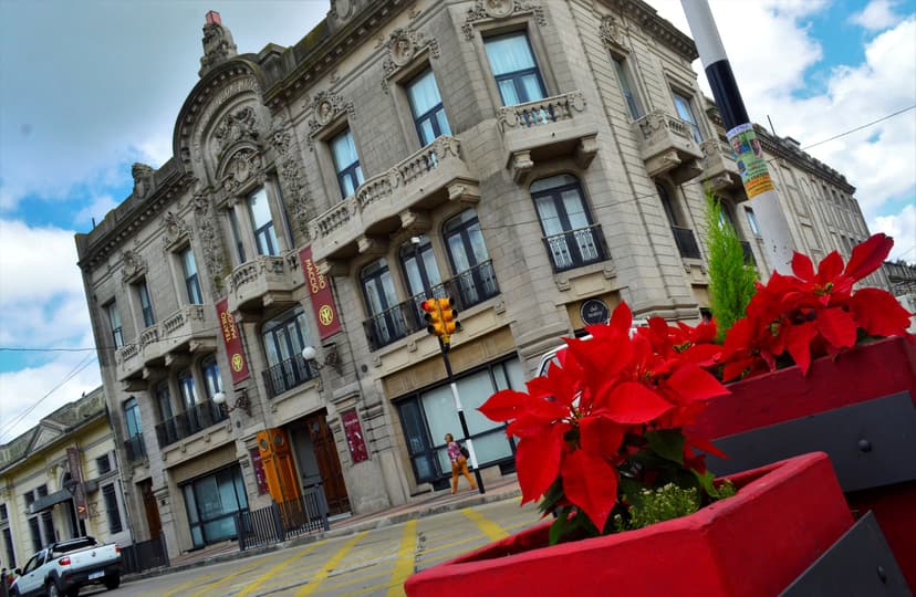 Another view of San José de Mayo